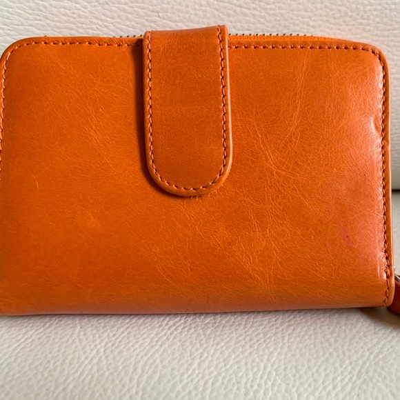 TOUS orange leather wallet - Brand NEW with box - Picture 3 of 9